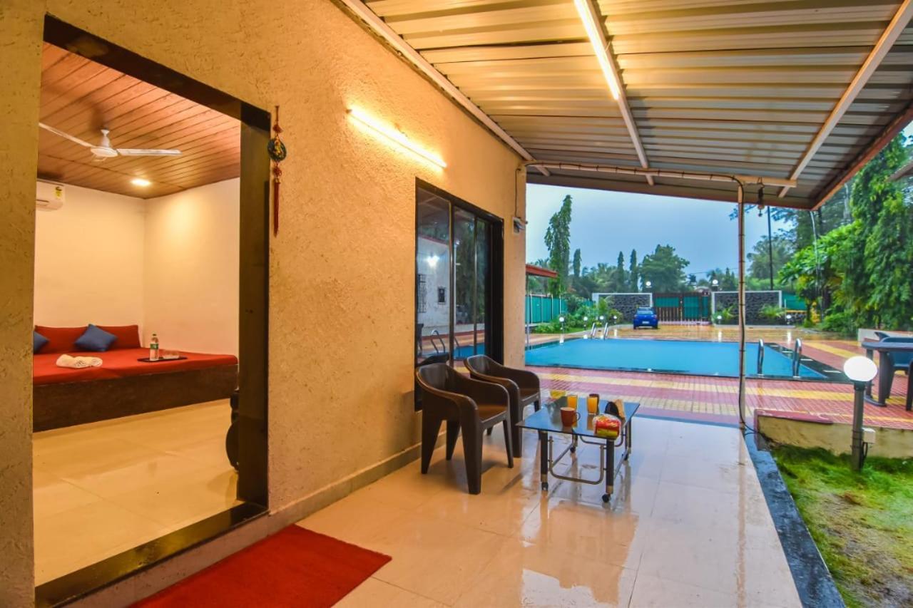 Twinkle Villa 4Bhk Karjat Exteriör bild